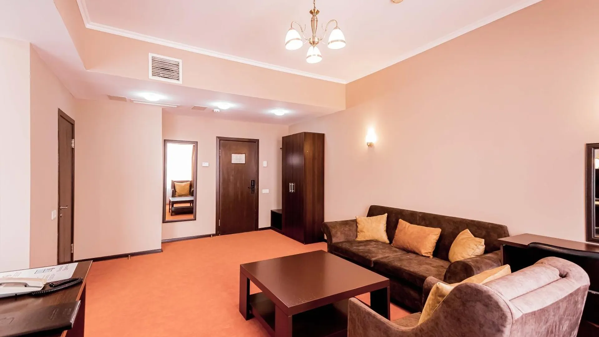 Best Western Plus Atakent Park Hotel Almaty