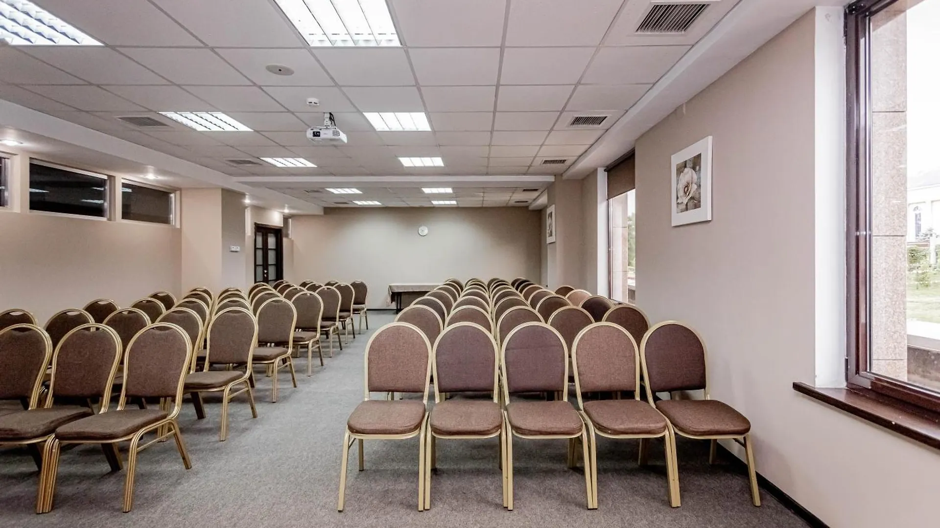 Best Western Plus Atakent Park Hotel Almaty