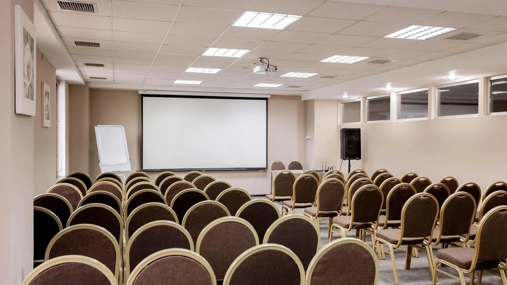 Best Western Plus Atakent Park Hotel Almaty