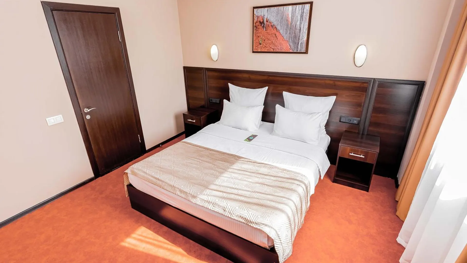 Best Western Plus Atakent Park Hotel Almaty 4*,