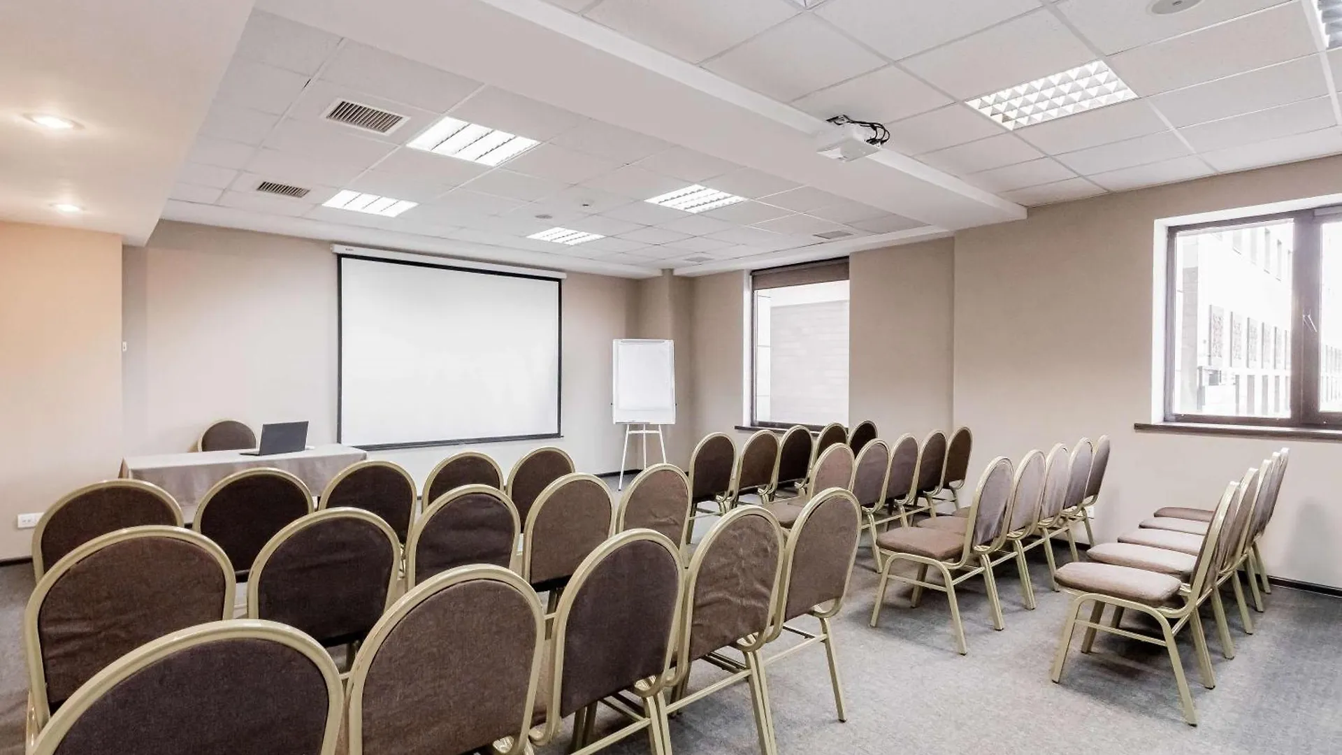 Best Western Plus Atakent Park Hotel Almaty