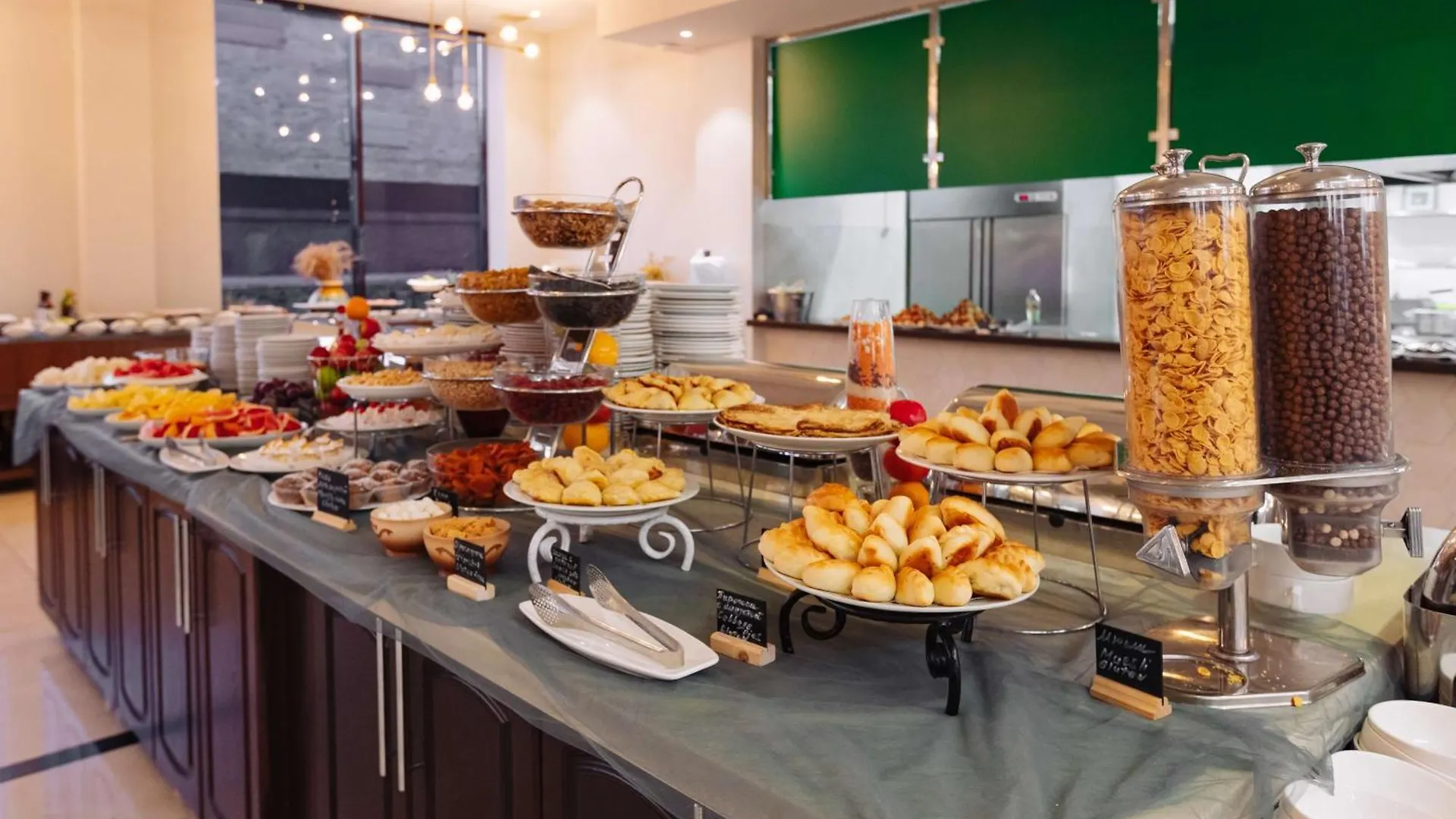 Best Western Plus Atakent Park Hotel Almaty