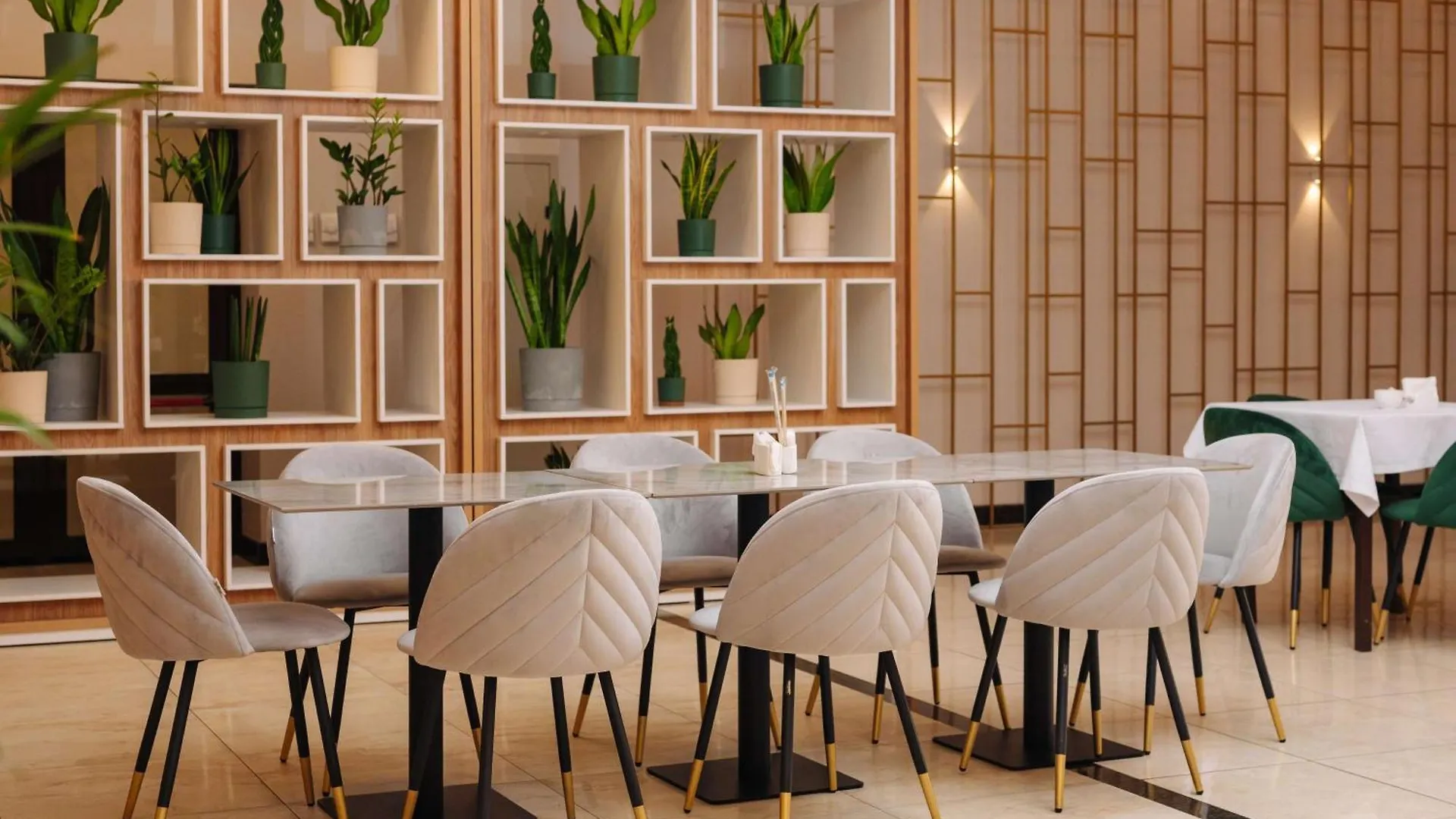 Best Western Plus Atakent Park Hotel Almaty