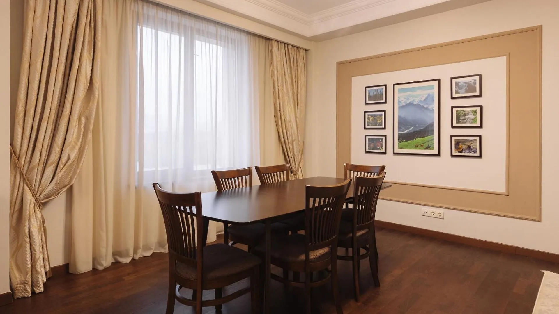 Best Western Plus Atakent Park Hotel Almaty