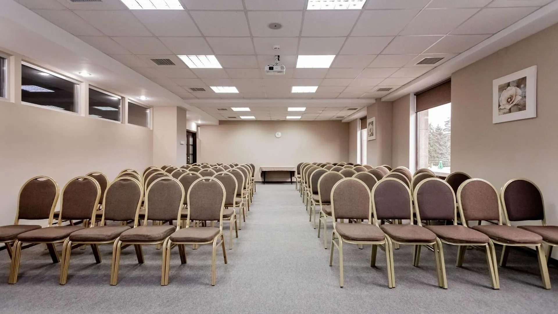 Best Western Plus Atakent Park Hotel Almaty