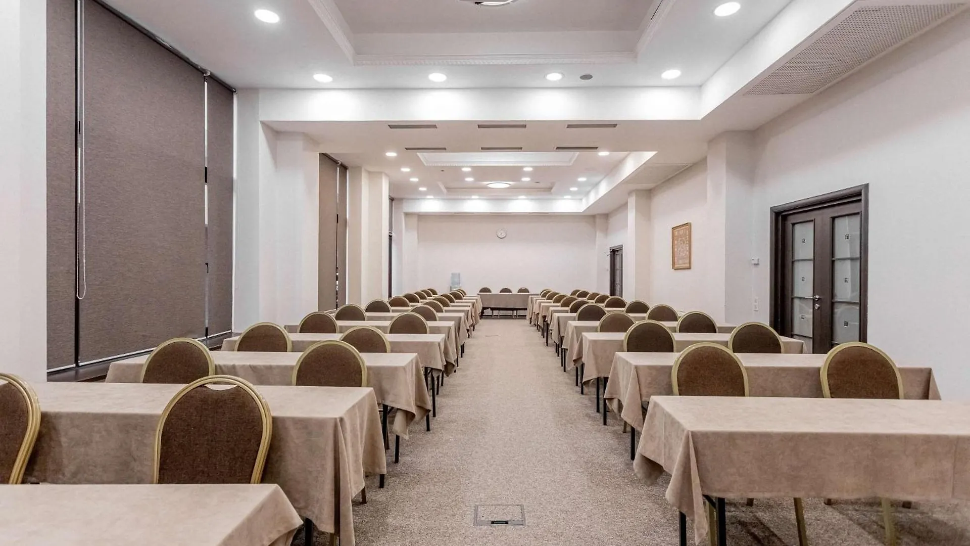 Best Western Plus Atakent Park Hotel Almaty