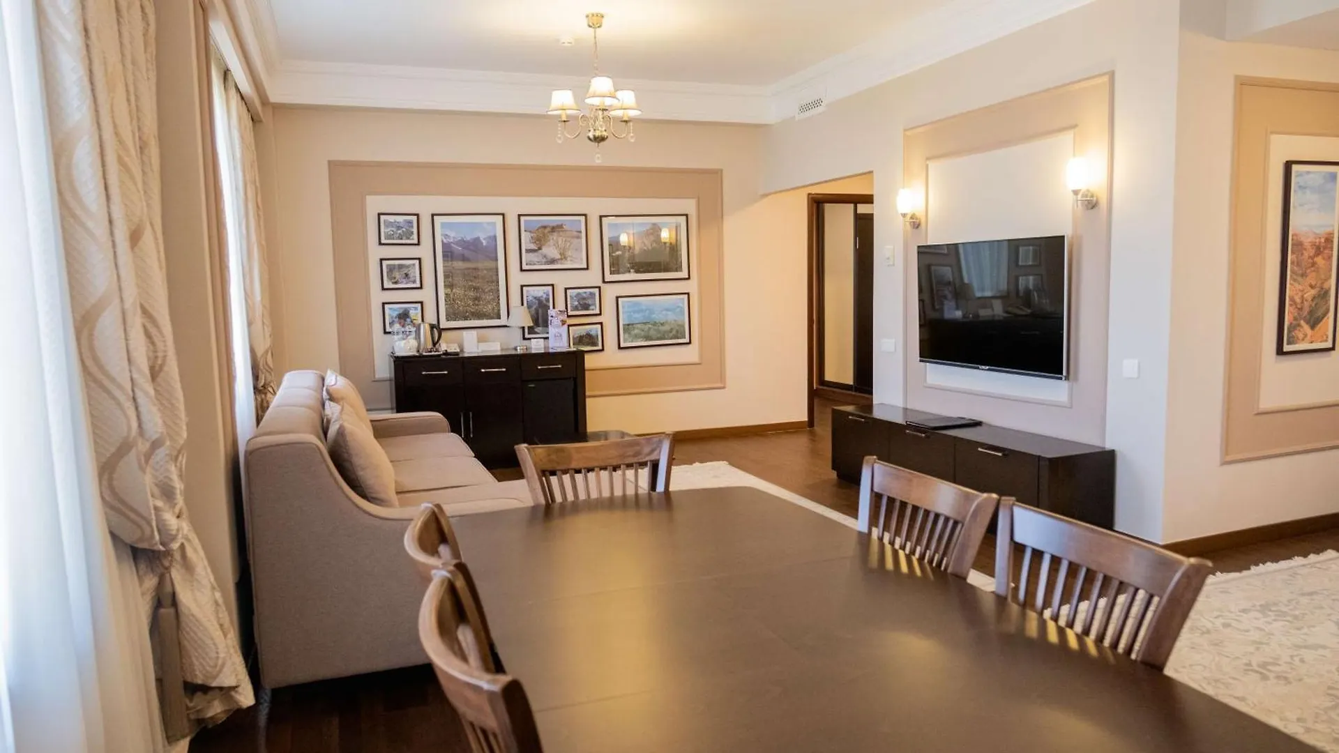 Best Western Plus Atakent Park Hotel Almaty