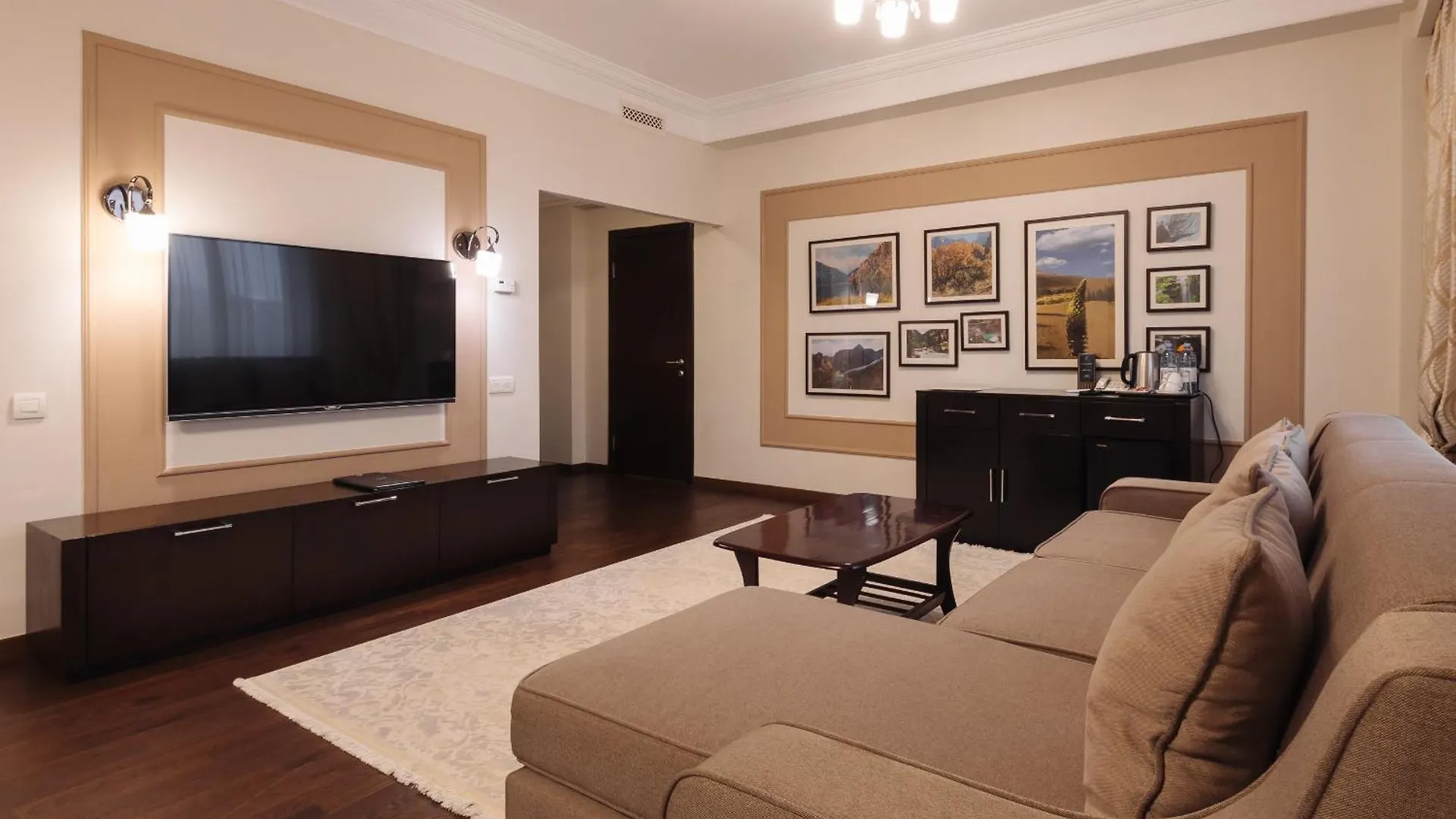 Best Western Plus Atakent Park Hotel Almaty